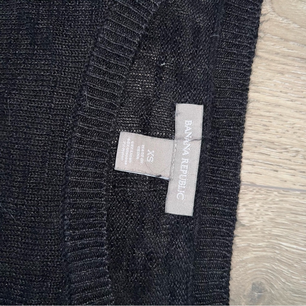 Banana Republic Black Knit Top - Picture 5 of 5